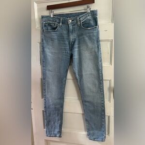 Levi’s Lightwash Skinny Jeans
